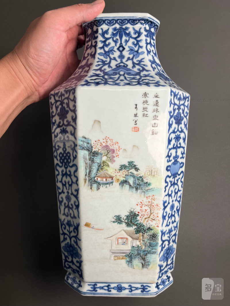 清乾隆  青花八吉祥开光洋彩“四时燕居”图诗文八方瓶 - 图4